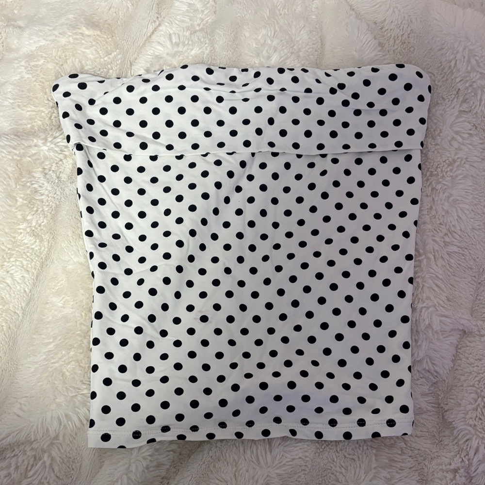 Polka Dot Off-Shoulder Crop Top